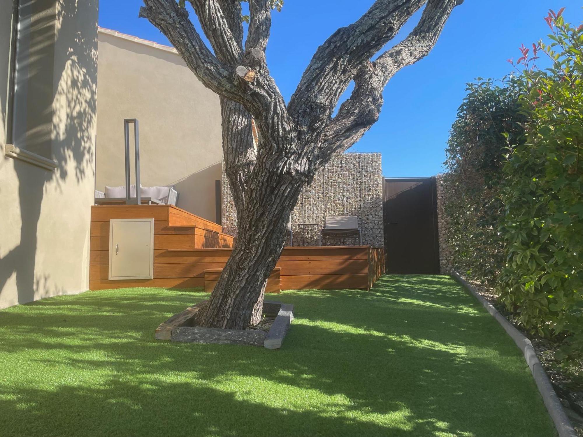 Logement Avec Jacuzzi Joucas Bagian luar foto