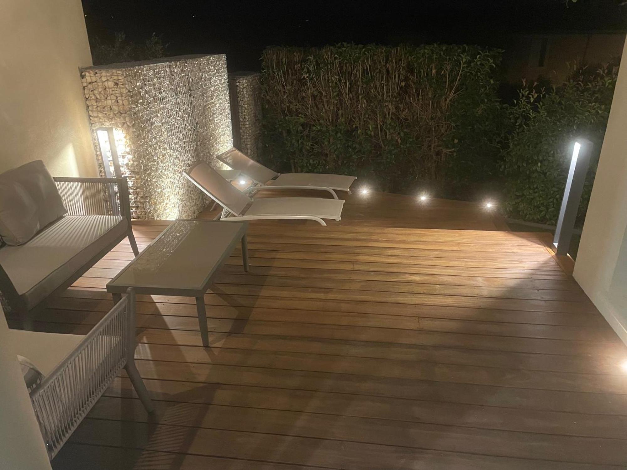 Logement Avec Jacuzzi Joucas Bagian luar foto